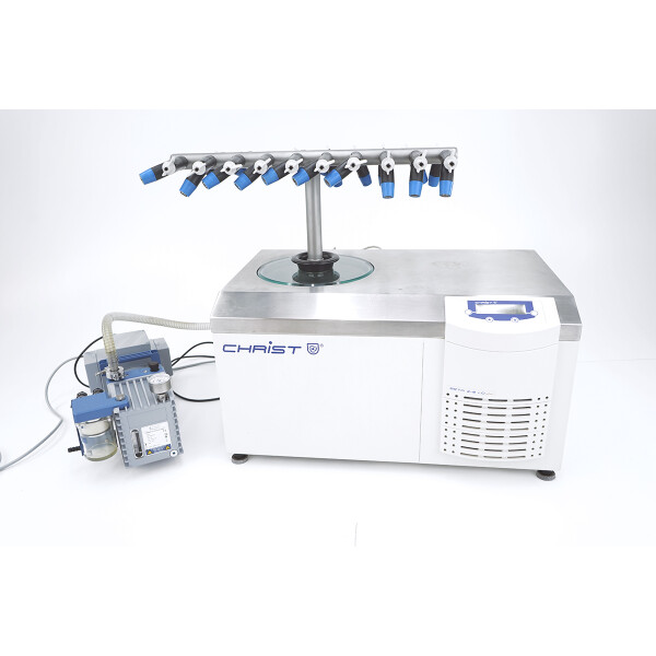 Christ Beta 2-8 LDplus Freeze Dryer with 20-Port Manifold & Vacuubrand RC6 Vacuum Pump