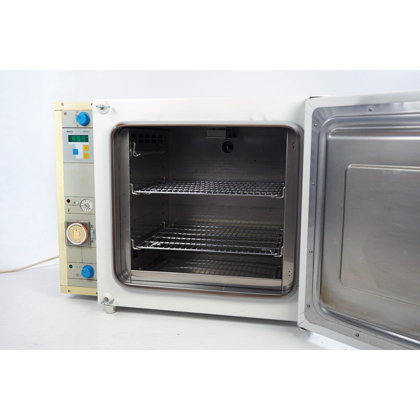 Thermo Heraeus T 6060 Heating Drying Oven Trockenschrank Wärmeschrank 300°C 57L