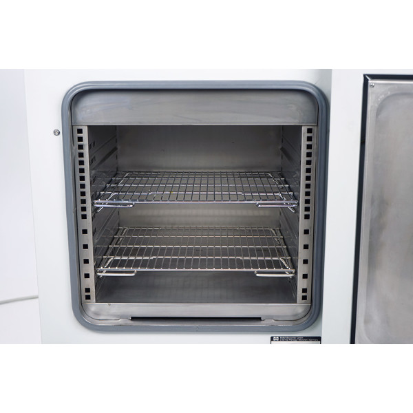 MMM Medcenter Venticell 55 Laboratory Oven + 2 Racks Max. 250 °C 55 L Chamber