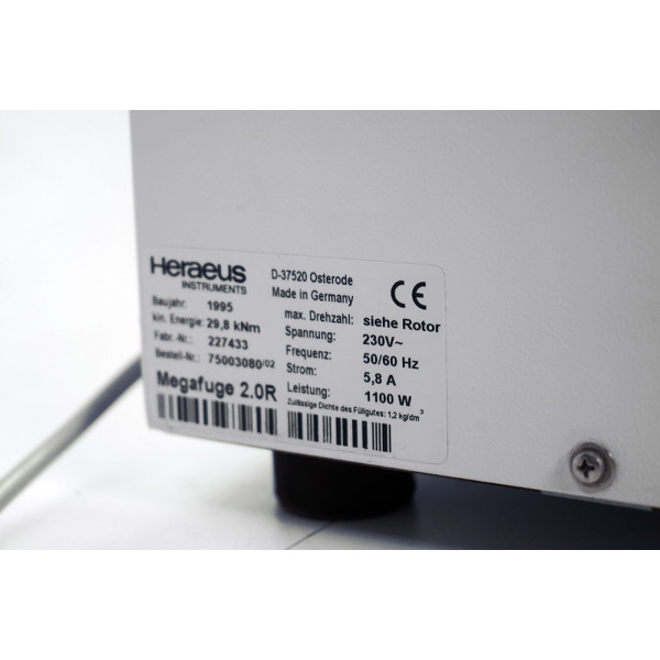 Heraeus Megafuge 2.0 R Universal Table Top Refrigerated Centrifuge 4 x 500 ml