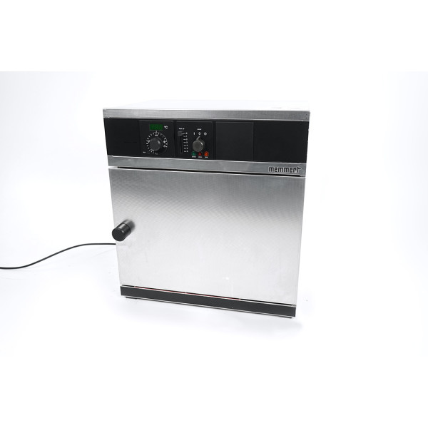 Memmert UM200 Wärmeschrank Trockenschrank Drying Oven Cabinet 32L 220°C 1100W
