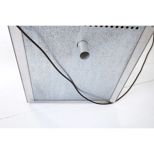 Memmert ULP 400 Incubator Brutschrank 53 L 220 °C w/ Viewing Window and 1x Shelf