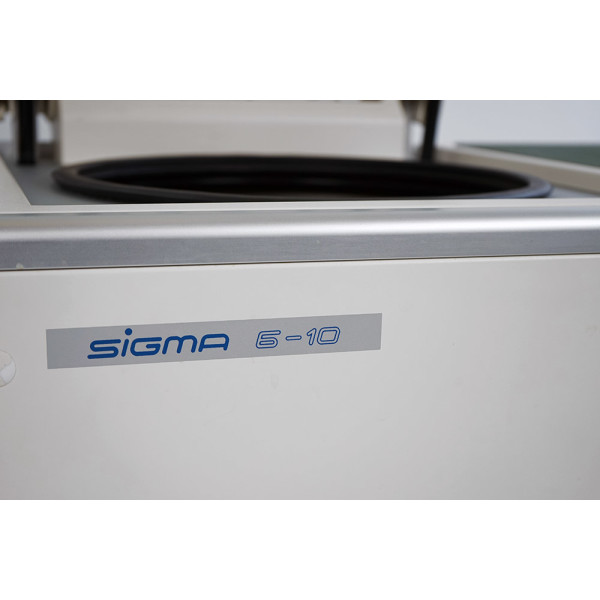 Sigma 6-10 Laboratory Benchtop Centrifuge Fixed-Angle Rotor 6x500ml 6x Adapters