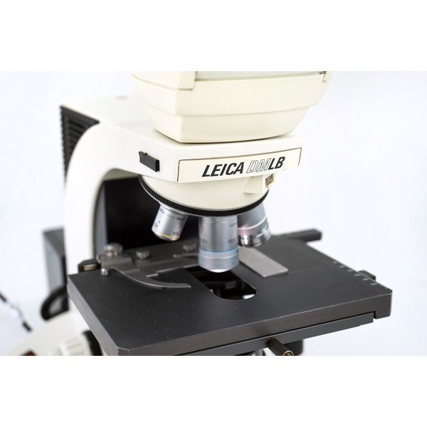 Leica DMLB 100T Trinocular Tinokular Microscope Mikroskop 10x/100x Plan Fluotar