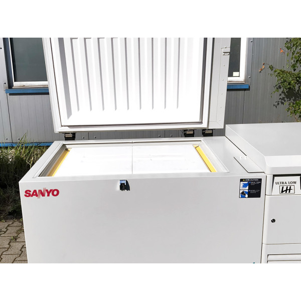 Panasonic PHCBI Sanyo MDF-C2156VAN-PE Cryogenic ULT Freezer -150°C