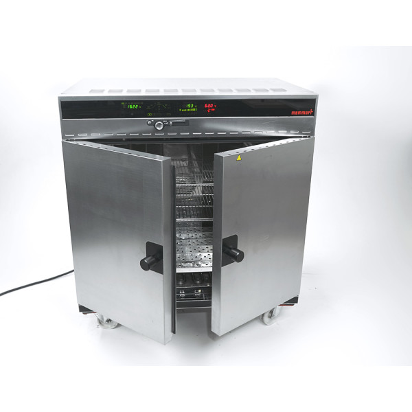 Memmert UFE600 Trockenschrank Wärmeschrank Drying Oven 2400W 250°C 256L
