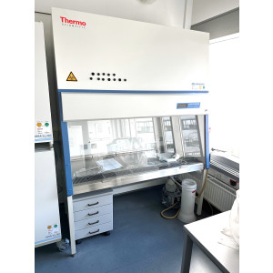 Thermo Scientific MSC 1.5 Laminar Flow Safety Cabinet...