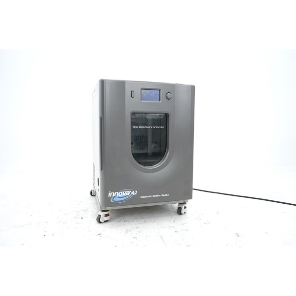 Eppendorf New Brunswick Innova 42R Refrigerated Incubator Shaker Inkubatorschüttler