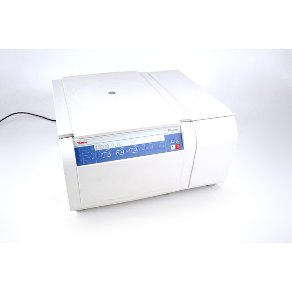 Thermo Scientific Multifuge X1R Refrigerated Centrifuge Zentrifuge + M20 MTP Rotor (2018)