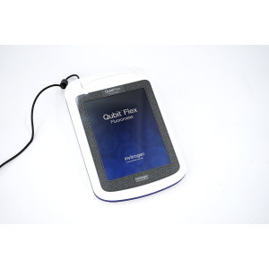 Thermo Scientific Qubit Flex Fluorometer for DNA, RNA,...