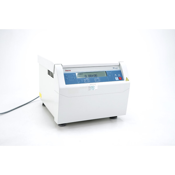 Thermo Scientific Megafuge 8 ST8 Benchtop Centrifuge M-10 Rotor 2xMTP Plate