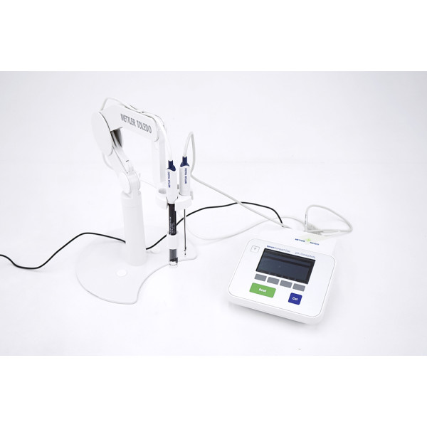 Mettler Seven Compact Duo Ph Conductivity Meter S213 + InLab ExpertProISM & 51344030