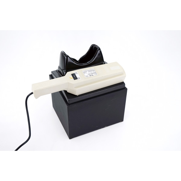 UVP C-10 Mini UV Viewing Cabinet incl. UVGL-58 Handheld UV LAMP