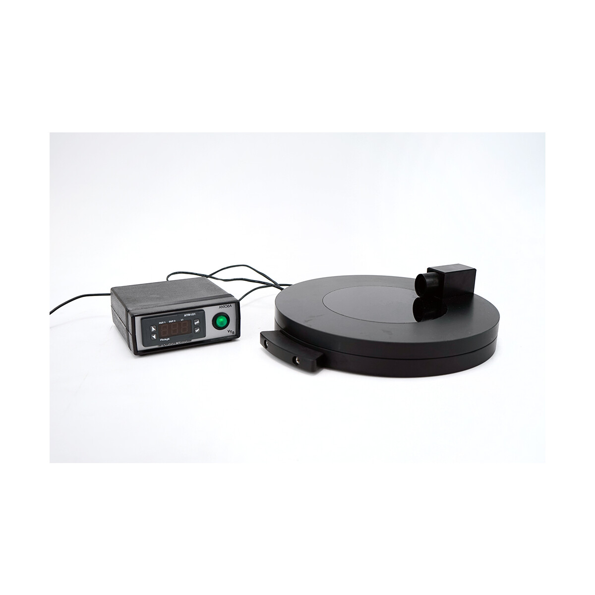 Vet-Tech Solutions AN106A Heated Rotating Operating Table, 654,50