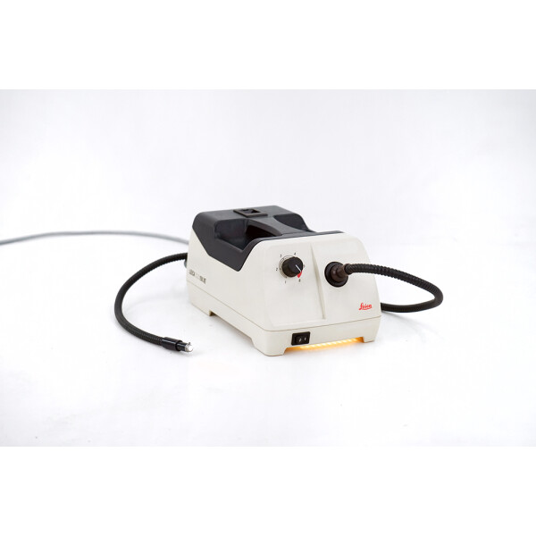 Leica CLS 150 XE Microscope Cold Light Source Kaltlichtquelle 150W 30111430