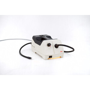 Leica CLS 150 XE Microscope Cold Light Source...