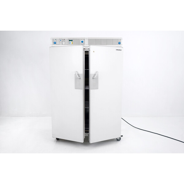 Thermo Heraeus UT6760 UT 6760Trockenschrank Ofen Oven Wärmeschrank 300°C 689L