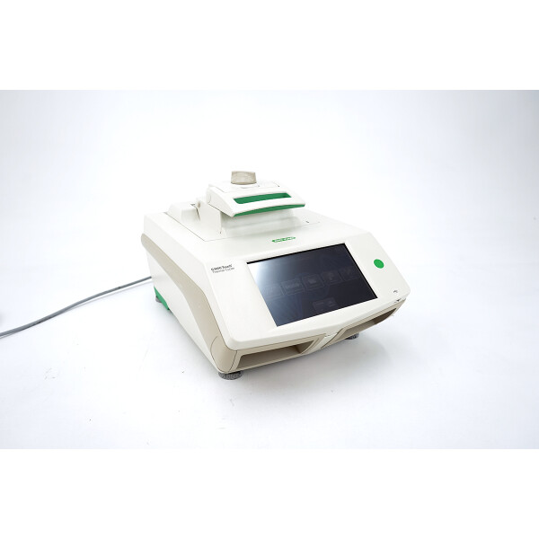 Bio-Rad C1000 Thermal Cycler with gradient-enabled 384-Well Fast Reaction Module (2021 60hrs)