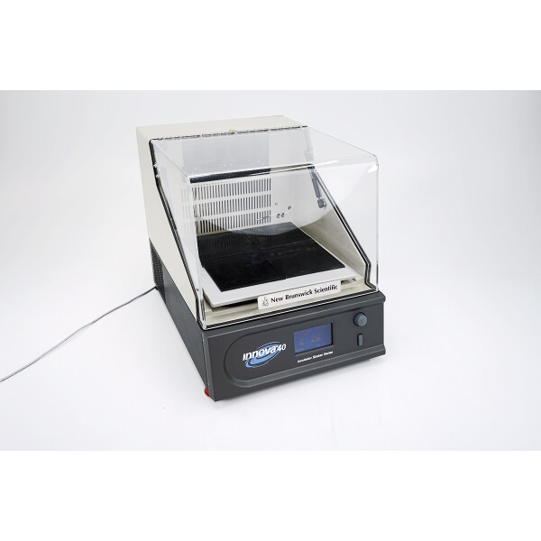 Eppendorf New Brunswick Innova 40R Refrigerated Incubator Shaker Schüttler 4–80 °C 19mm Orbit
